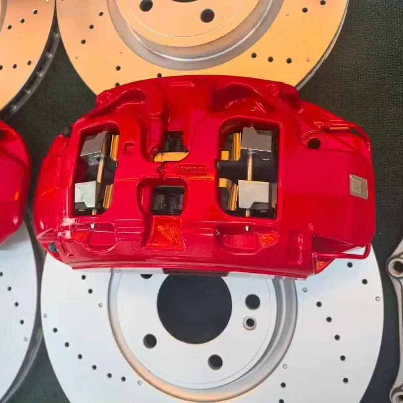 مجموعة فرامل جديدة محسنة بـ 6  - مراجعة Forged Front Brake Caliper 4 Piston وسعره