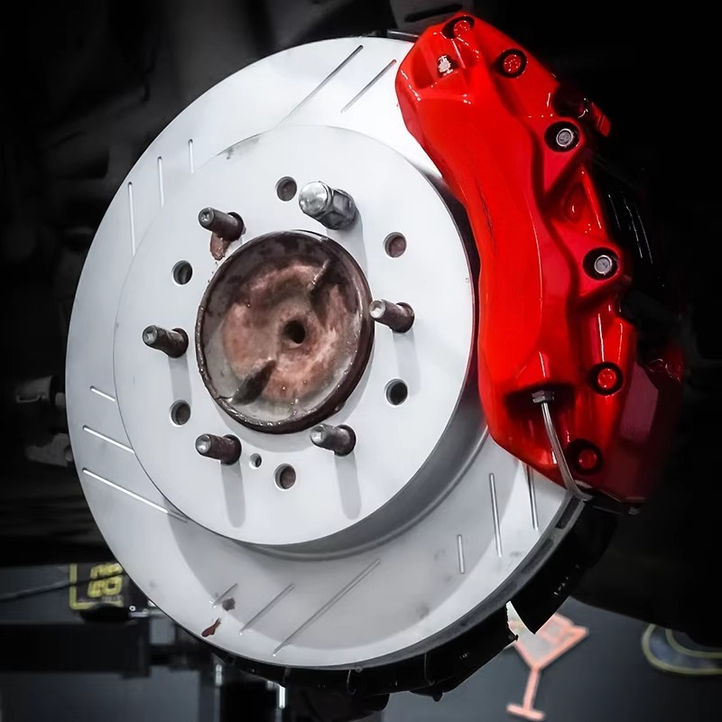 طقم مكابح مخصص مصنوع من القطع  - مراجعة Forged Front Brake Caliper 4 Piston وسعره